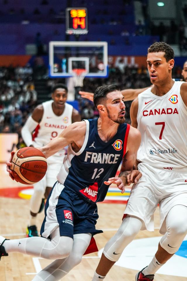 波兰男篮翻盘中国男篮，巴图姆一己之力扛起全队