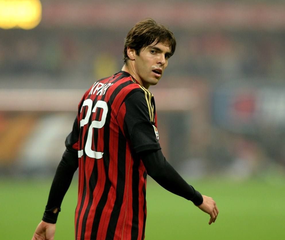 AC米兰逆转巴西，迪马利亚刷新纪录的简单介绍