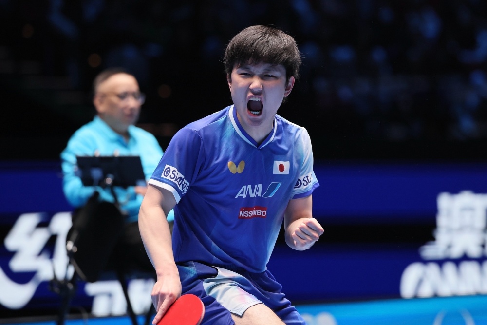 法国队鏖战日本队，张本智和关键制胜