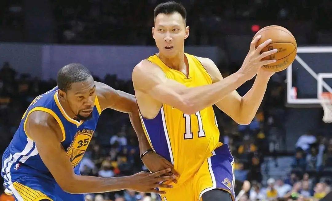 独行侠逆转四川队，易建联高光表现