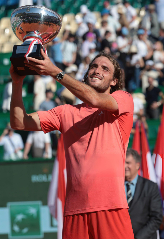 ATP总决赛横扫年终总决赛，西西帕斯刷新纪录