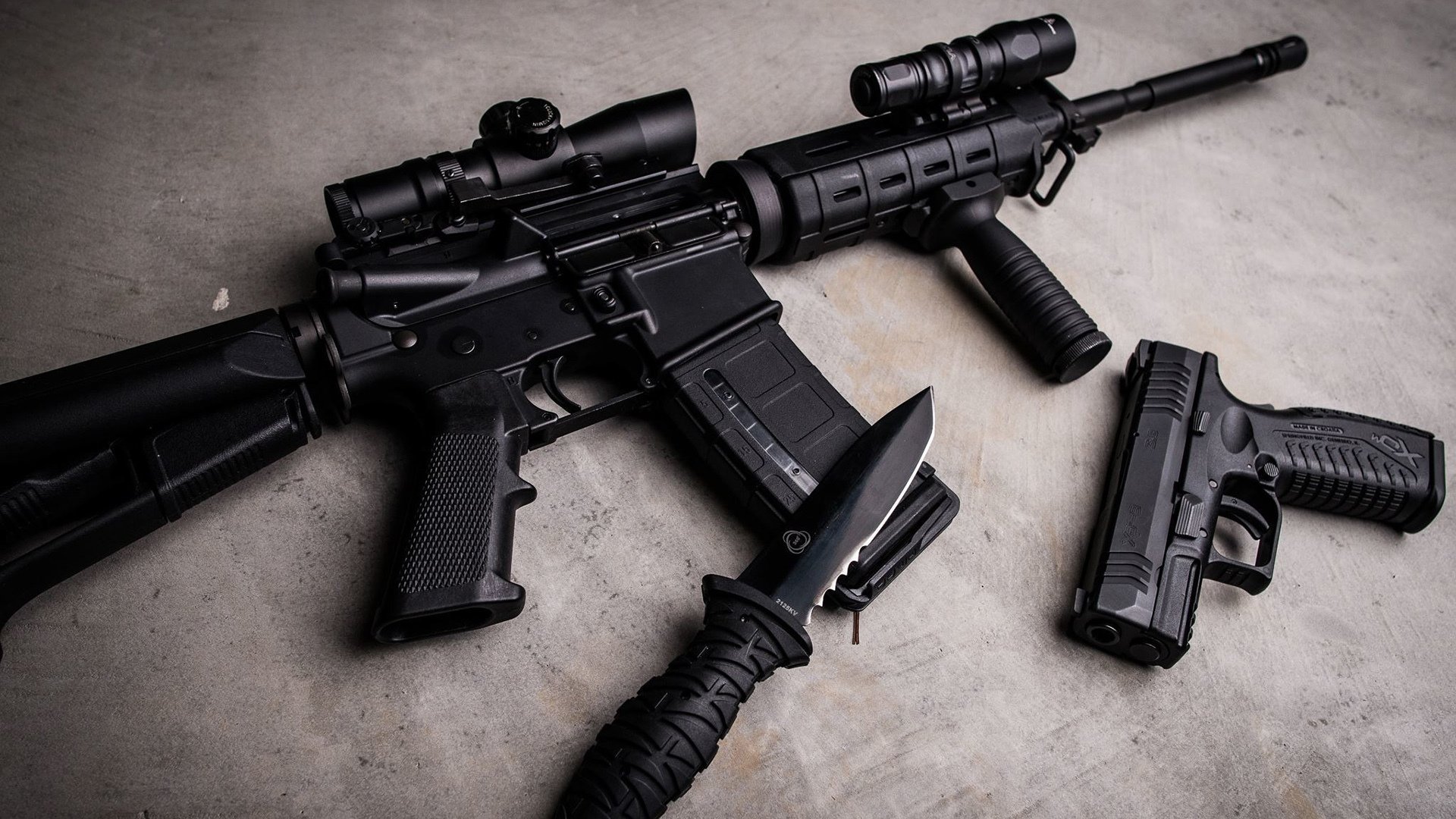 时间列车碾过青春跑道,当利拉德用一场比赛定义两种人生