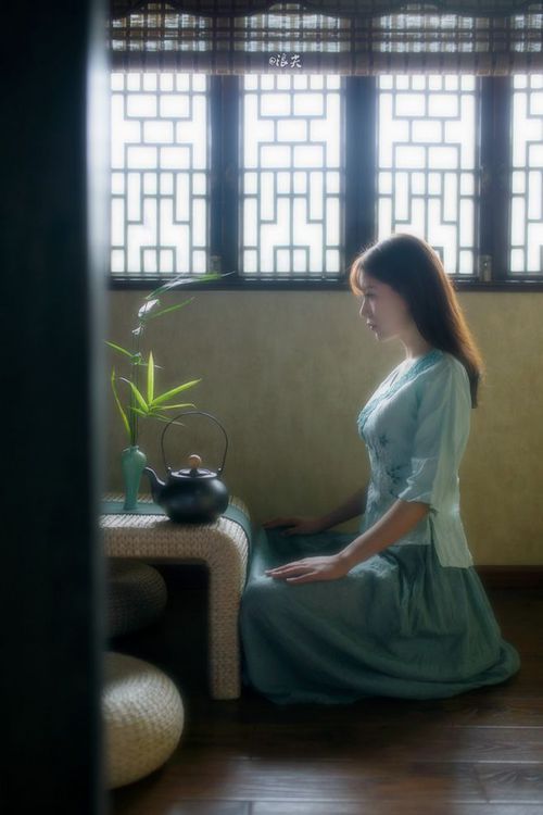 黑鹰掠过铁幕，杜兰特的存在感如何重塑一场平凡的东部厮杀