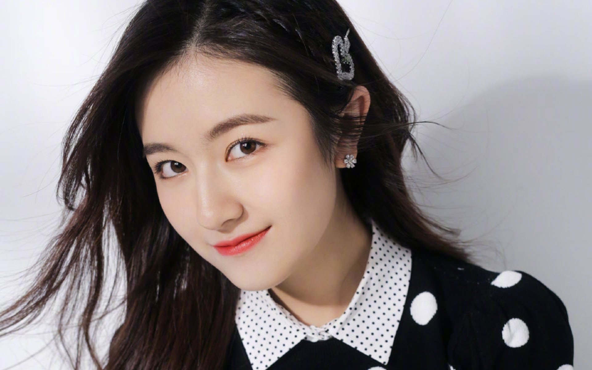 点球新王与东方壁垒，蒂亚戈破茧，波兰击穿东道主