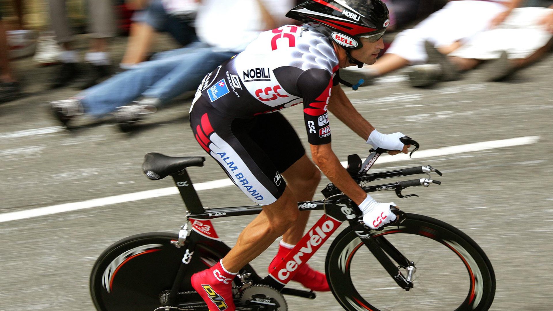 终点线前的抢七大战，当F1赛场的灰熊战术带走了76人的冠军梦