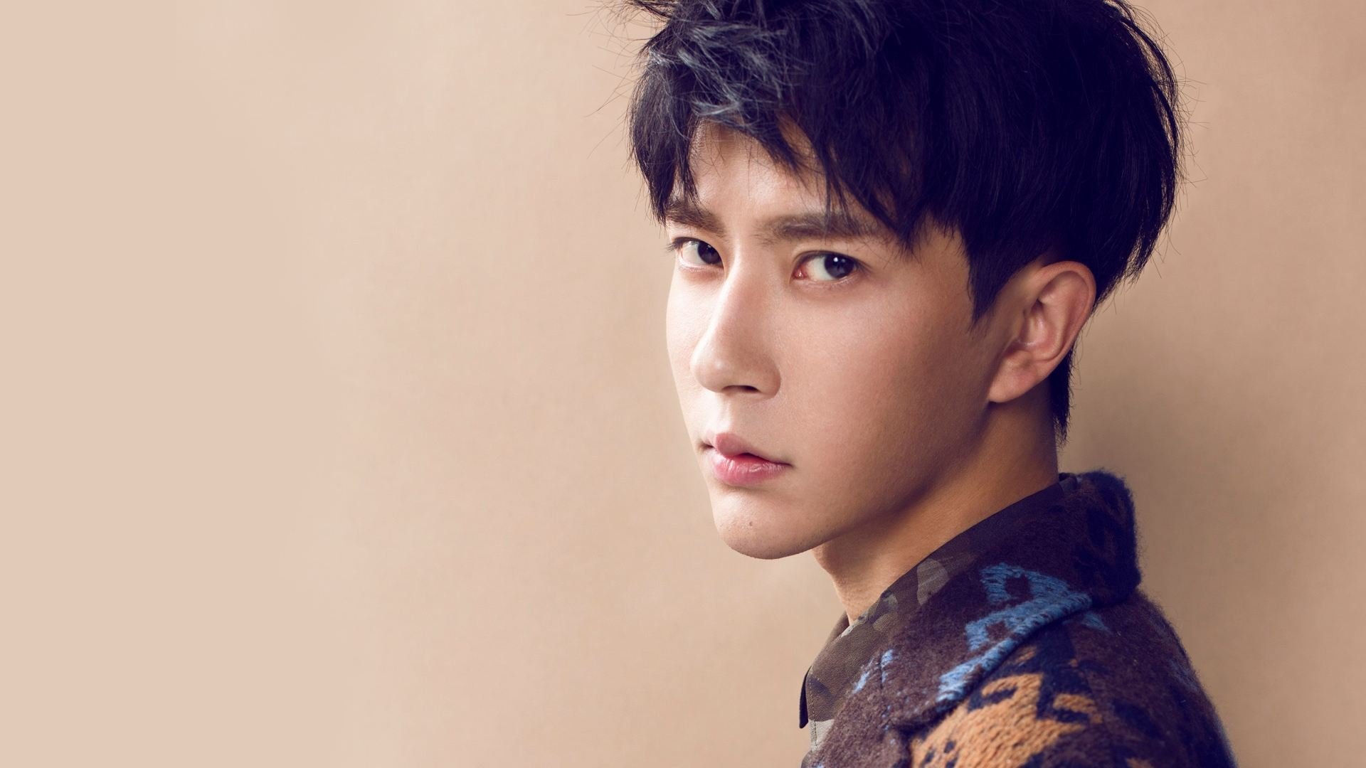 双重逆转，新疆铁血胜利映衬德甲戏剧争冠